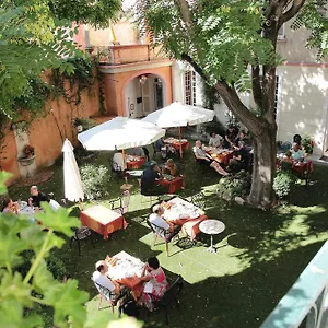 Du Fiacre 3* Carpentras