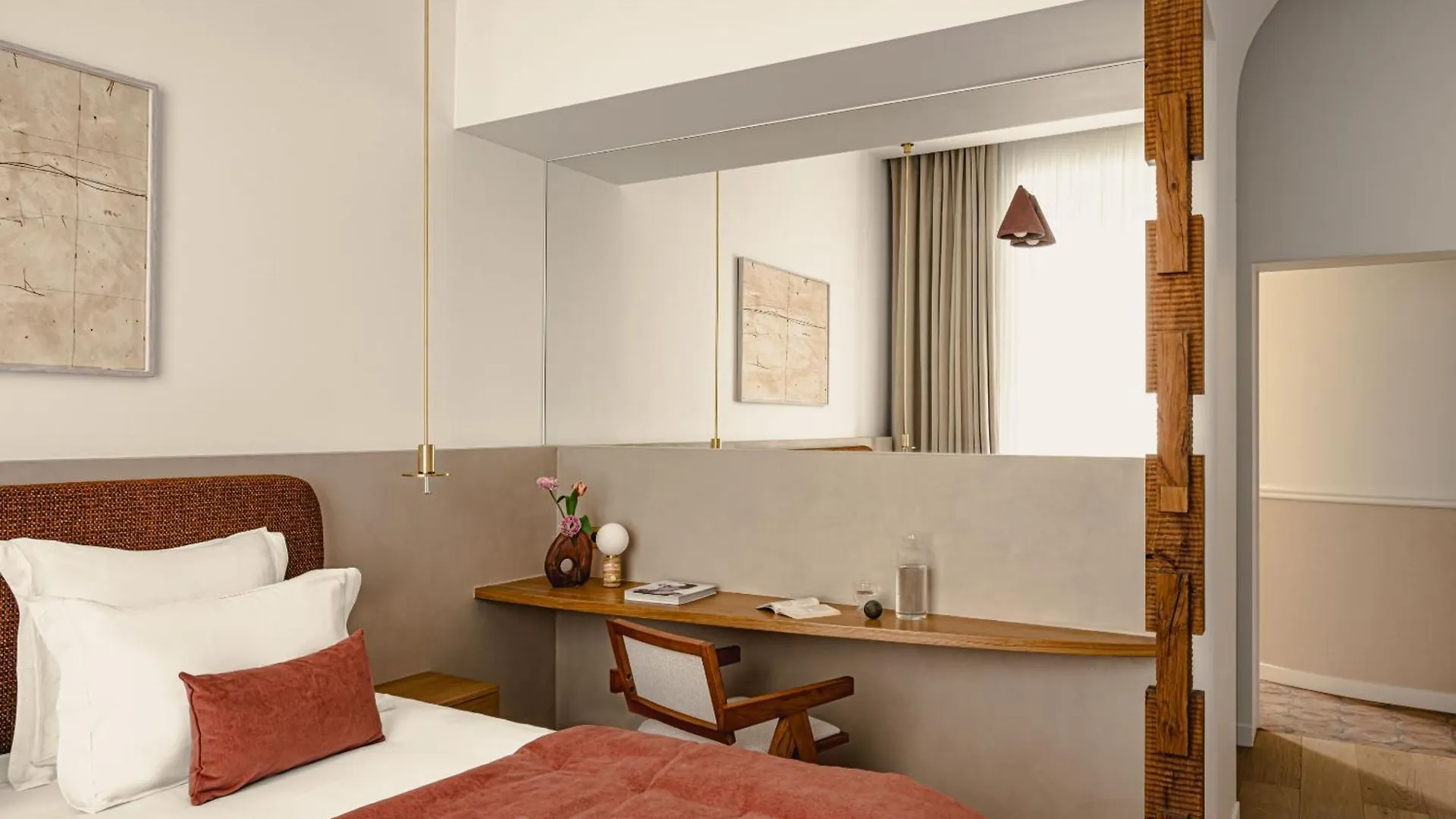 Hotel 1.75 Paris La Source