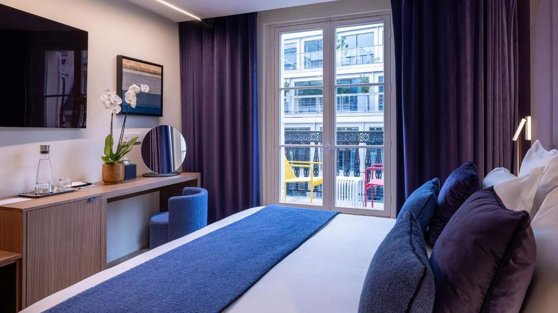 Hotel 1.75 Paris La Source